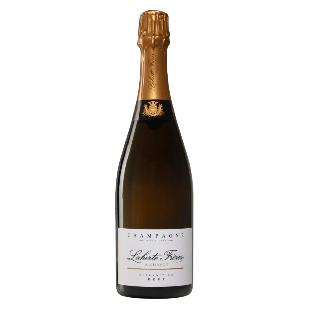 Bottiglia di champagne Laherte Frères Brut Ultradition in primo piano, selezione Carta dei Vini.
