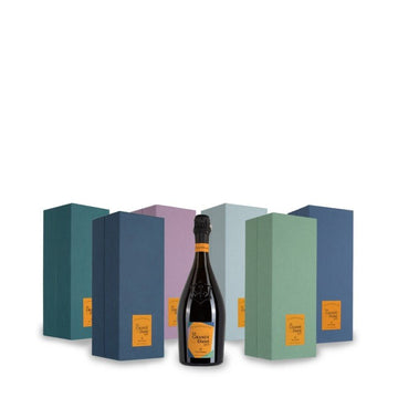 Veuve Clicquot La Grande Dame 2015 By Paola Paronetto Con Astuccio Completa - Carta dei Vini